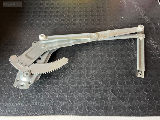 MİTSUBİSHİ L300 MANUEL SAĞ 87-97 CAM KRİKO