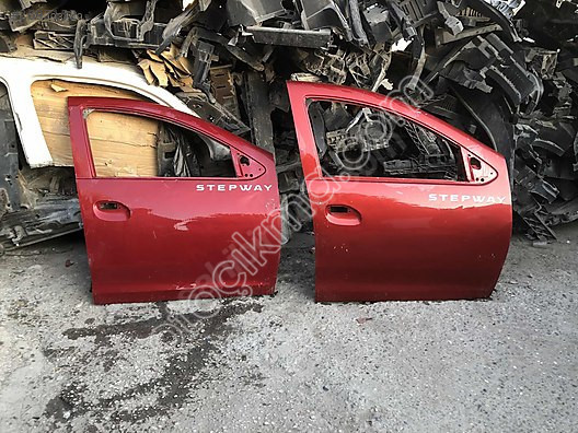 2015 Dacia sandero sağ ön kapı