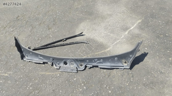 BMW F30 ÖN CAM IZGARASI OTO FEDAİ