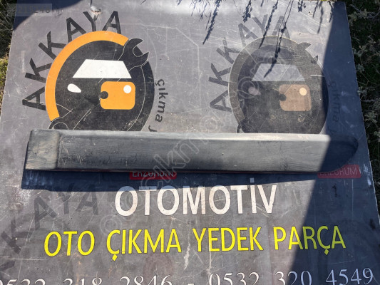 Citroen Xsara Sol Arka Kapı Çıtası Orjinal Çıkma