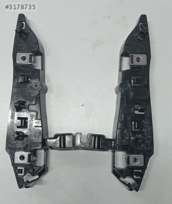 Peugeot 3008 5008 ön tampon braketi 1617975980