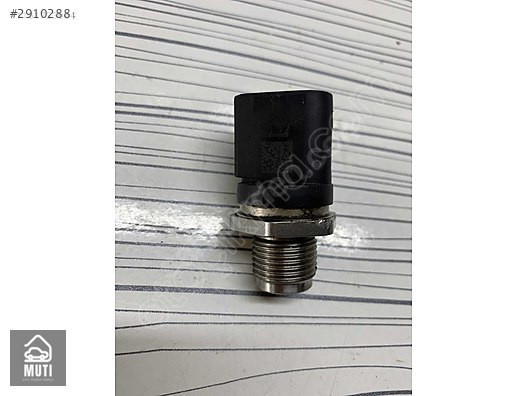 Bmw yakıt rayı basınç sensörü ortak regülatörü OEM 0281002988