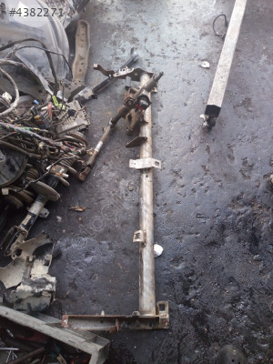 DACİA DUSTER TORPİDO DEMİRİ