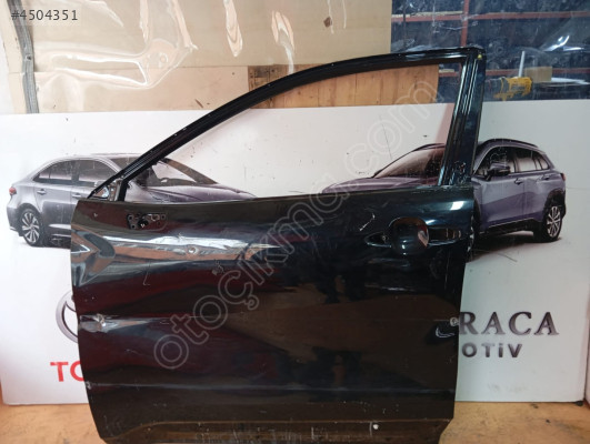 2020-2026 TOYOTA COROLLA CROSS ÇIKMA ORJİNAL SOL ÖN KAPI