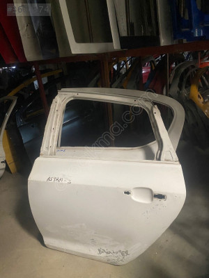 Opel Astra j sol arka kapı