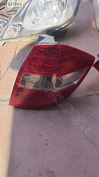 HONDA JAZZ SAĞ ARKA STOP LAMBASI LEDLİ  2011-2014