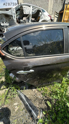 Honda city sağ arka kapı 20-22