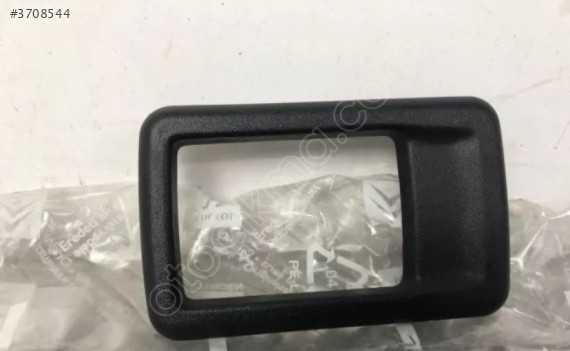 Peugeot 106 kapı kolu çerçevesi ön 9119 50