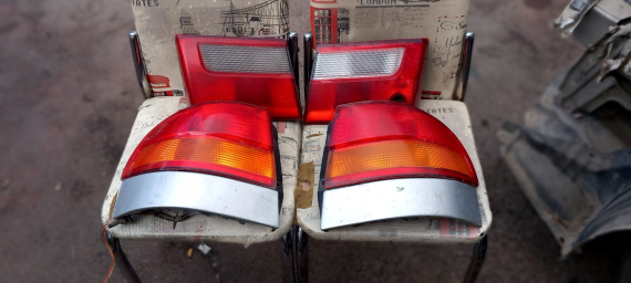 Toyota carina komple arka stop