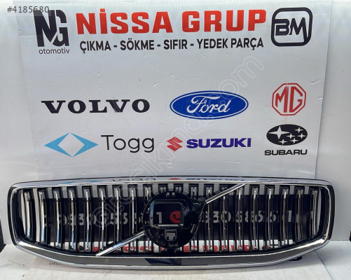 VOLVO XC40 18-22 INSCRİPTİON KAMERALI ÖN PANJUR SIFIR ORJİNAL