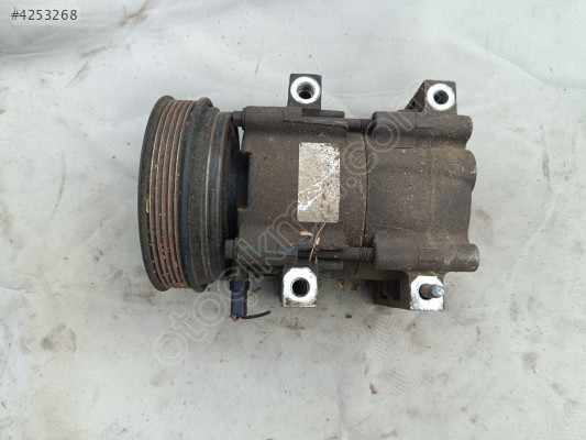 Ford Fiesta 1.25 klima kompresörü