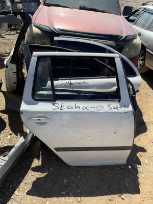 SKODA OCTAVİA SAĞ ARKA KAPI ÇIKMA ORJİNAL