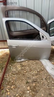 Renault symbol sağ ön kapı orjinal hatasız eyupcan oto
