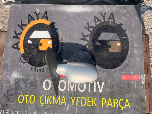 Renault Clio 2 Sağ Ayna Elektrikli Orjinal Çıkma