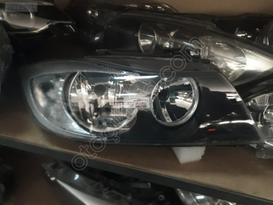 BMW E90 3 SERİSİ ÇIKMA SAĞ FAR