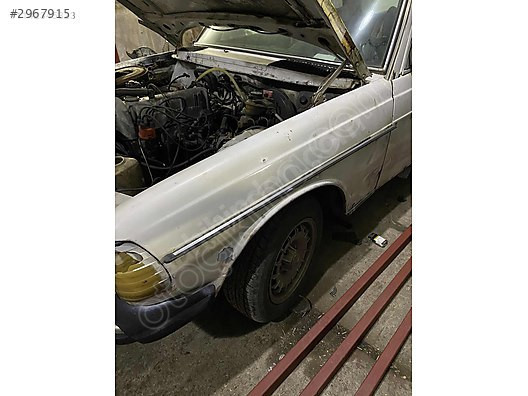 MERCEDES W123 ORJ. ÖN SOL ÇAMURLUK ÇIKMA TEMİZ