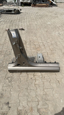 fiat egea 2018 kesme sağ orta direk (son fiyat)