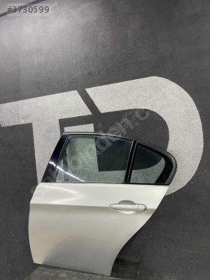 BMW E90 SOL ARKA KAPI