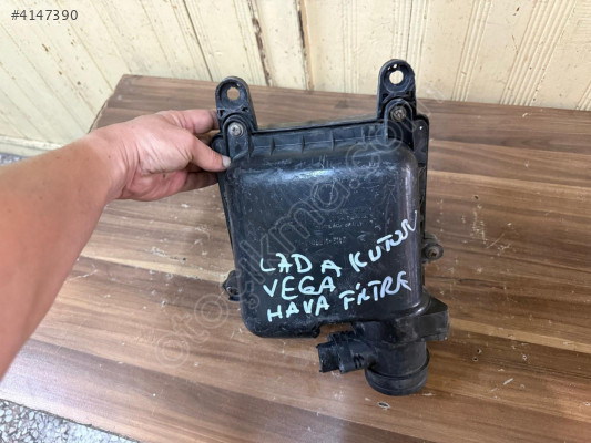 Orjinal Çıkma Lada Vega Hava Filtre Kutusu