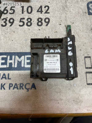 ÇIKMA VW PASSAT 1K0 959 792 G 1K0959792G CAM MOTOR BEYNİ