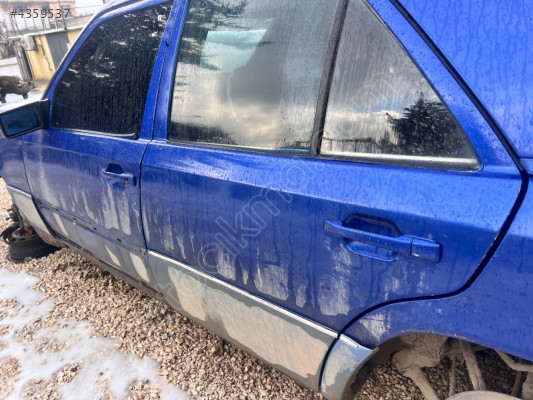 W124MERCEDES DIŞ KAPI CAMI SIYIRICI ÇITA TAKIMI ÇIKMA ORJİNAL
