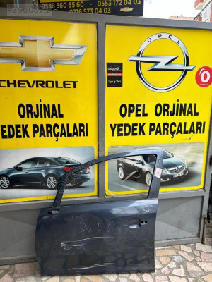 Opel Corsa d sol ön kapı