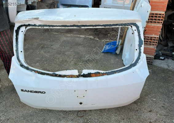 DACİA SANDERO ARKA BAGAJ KAPAĞI