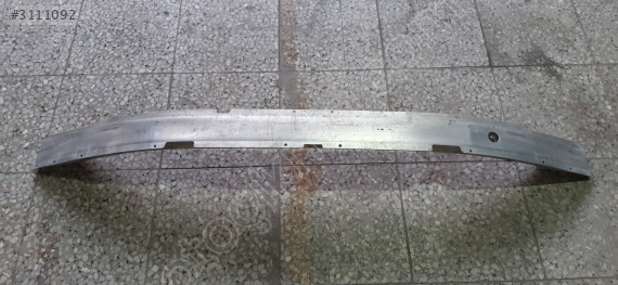 BMW F10 TAMPON DEMİRİ ÖN