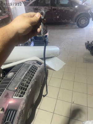 Ford Focus 1 kaput dayama çubuğu