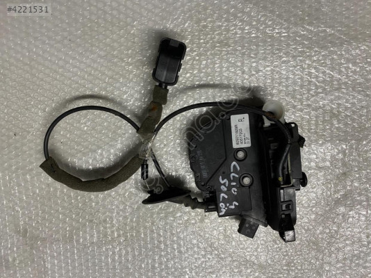 CLIO 4 SAĞ ARKA KAPI KİLİDİ *ALKAN OTOMOTİV*