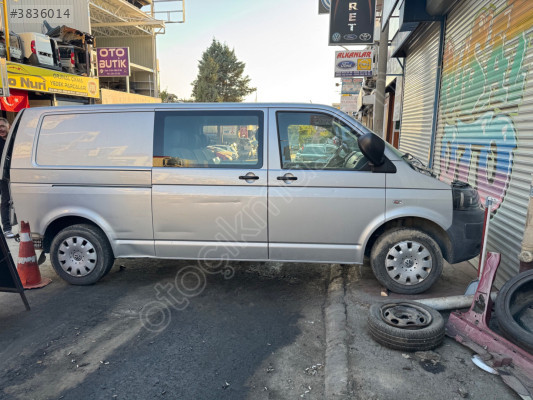 VOLKSWAGEN TRANSPORTER T6 SAG DUVAR ARKA ÇAMURLUK