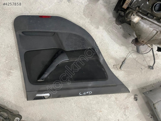 Volkswagen golf 5 sol arka kapı döşemesi