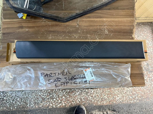 PEUGEOT PARTNER SAĞ SÜRGÜLÜ KAPI ÇITASI 98-08 MODEL