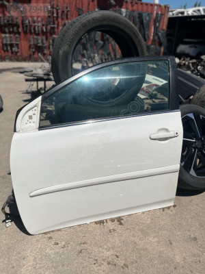 Toyota Corolla Sol Ön Kapı Sökme Hatasız