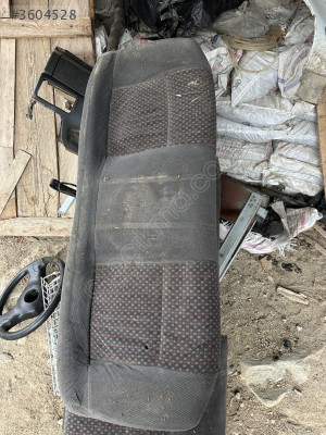 R19 arka koltuk