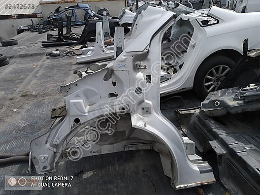 VW Transporter T5-T6 Sol Ön Çeyrek Şasi Kolu Kupa Mar