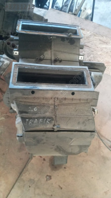 RENAULT TRAFİC KALORİFER KUTUSU 2.0 MOTOR CIKMA