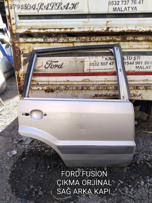 FORD FUSİON ÇIKMA ORJİNAL SAĞ ARKA KAPI