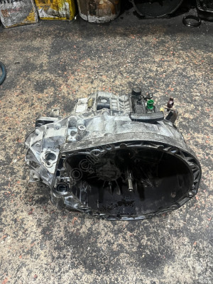 RENAULT TRAFİC 1.9 ŞANZIMAN KOMPLE