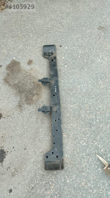 Toyota RAV4 2005 model çıkma orijinal ön tampon demiri