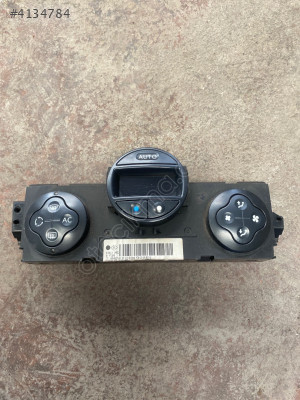 RENAULT MEGANE 2 KLİMA KONTROL PANELİ  8200501456