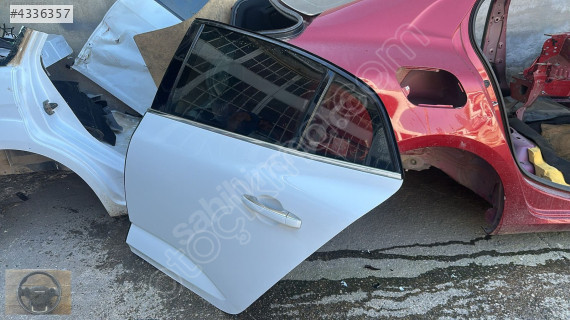 RENAULT MEGANE 4 SEDAN SOL ARKA KAPI DOLU BEYAZ HATASIZ BURSA MG