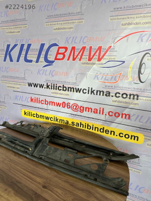 BMW G30 520 530 ÇAMURLUK ÜST CONTASI ORJİNAL 51767349606