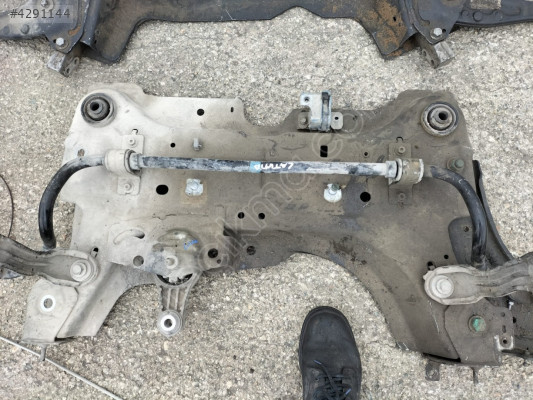 RENAULT LATİTUDE ÖN TRAVERS ÜÇEL OTO ÇIKMA BURSA