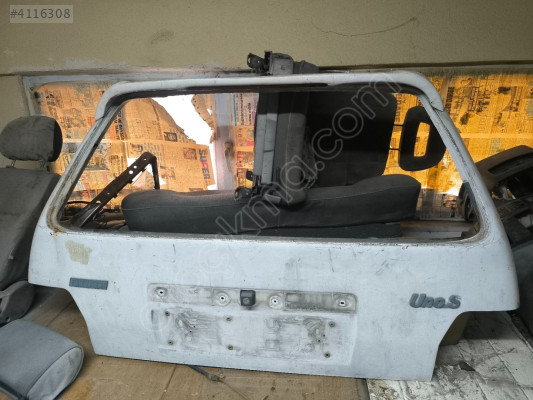 Fiat uno bağaj kapağı
