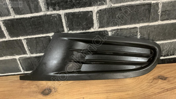 5K0853665A vw golf6 sol sissiz tampon ızgarası