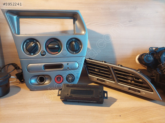 PEUGEOT 306  KONSOL  HAVALANDIRMA IZGARA KLIMA KONTROL PANEL