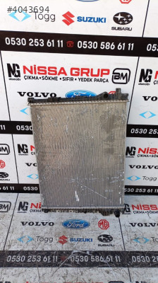 VOLVO XC90 RADYATÖR ORJİNAL ÇIKMA YEDEK PARÇA