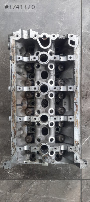 AUDİ A5 1.8 MOTOR KAPAĞI  ORJINAL HATASIZ ÇIKMA