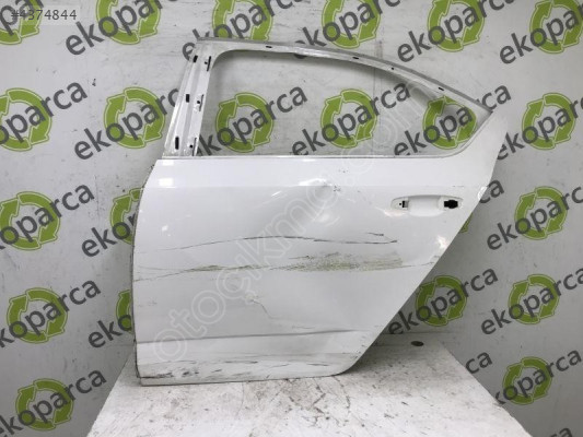SKODA OCTAVİA 2013 2019 SOL ARKA KAPI 5E5833051
